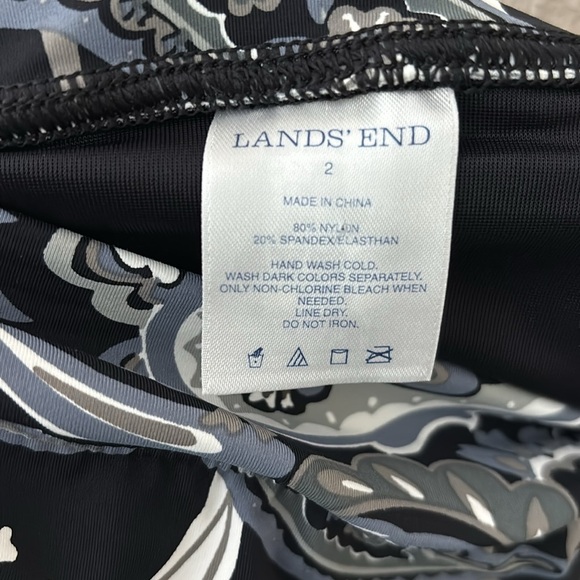 Women’s Lands End Swim Skirt, Size 2, Black/White/Gray - Picture 5 of 6